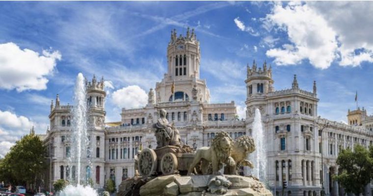 Spania se aşteaptă la un record de turişti străini în această vară