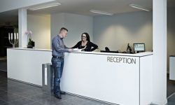 VIDEO Angajaţi de la circa 40 de hoteluri vor fi instruiţi să identifice potenţiale cazuri de trafic de persoane