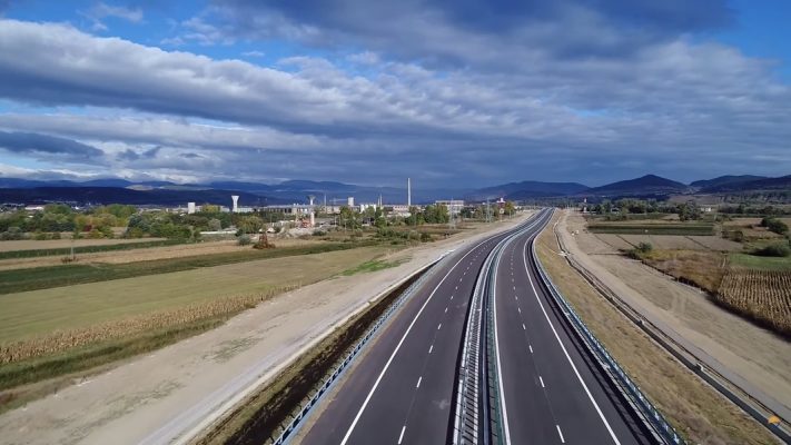 Cuc: Conform discuţiilor avute cu antreprenori şi cu CNAIR, la sfârşitul anului vom avea în jur de 100 de kilometri de autostradă