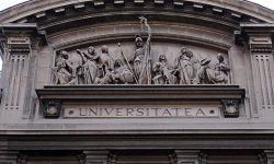 Mai multe universităţi organizează festivităţi de deschidere a anului universitar