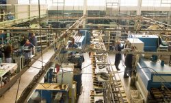 Barometrul Industriei din România: Industria şi-a revenit parţial în septembrie, dar viitorul rămâne incert