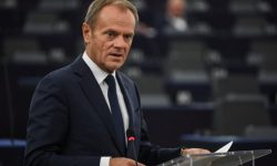 Brexitul va face din Marea Britanie un ”jucător de mâna a doua”, afirmă Donald Tusk