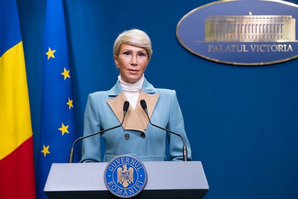 Turcan: Pentru creşterea salariului minim există calcule şi cu alţi indicatori decât productivitatea muncii şi inflaţia