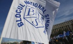 Sindicaliştii BNS, miting de protest faţă de amânarea de către CCR a pronunţării pe constituţionalitatea mutării contribuţiilor la angajat