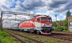 Bilete de tren pe rute interne cu preţuri mai mici cu 45%, la Târgul de Turism al României