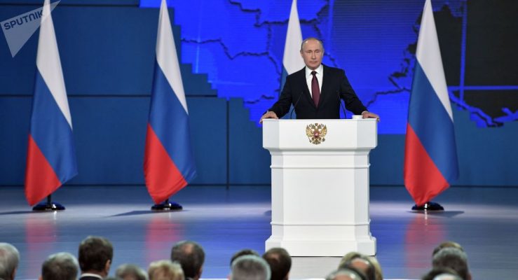 Vladimir Putin: Curtea Constituţională va decide dacă pot sau nu să candidez pentru un nou mandat prezidenţial