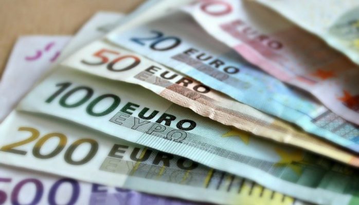 Angajaţii MFE merg în spitalele COVID-19, pentru a ajuta la accesarea mai rapidă a finanţărilor