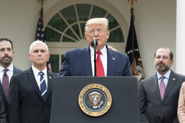 Preşedintele Donald Trump suspendă contribuţia SUA la Organizaţia Mondială a Sănătăţii