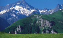 Un francez “ghinionist” care dorea să cumpere ţigări din Spania, salvat după ce s-a rătăcit în Pirinei