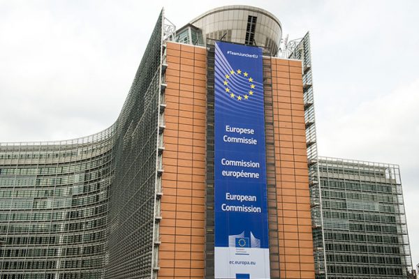 Comisia Europeană recomandă redeschiderea graduală a frontierelor între statele membre (proiect)