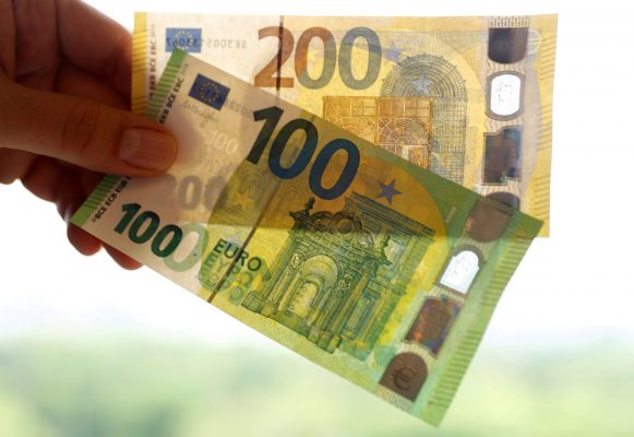 Planul european de redresare, bine primit de Italia şi Spania; rezerve din partea ”frugalilor”; Merkel anticipează negocieri dificile