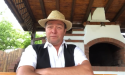 Văru’ Săndel, mesaj emoționant pe versuri: Fir-ai să fii de Covid, Doamne rău ne-ai mai lovit!