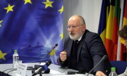 Ministerul Mediului: Timmermans felicită România pentru decizia de a semna declaraţia privind utilizarea PEE în perioada post-COVID