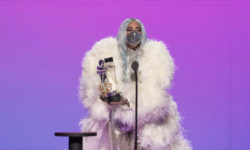 VIDEO MTV Video Music Awards: Lady Gaga a dominat gala