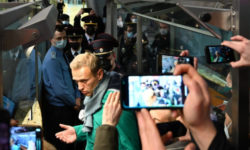 VIDEO Alexei Navalnîi a fost arestat la sosirea la Moscova