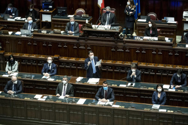 VIDEO Italia: Vot crucial în Senat pentru viitorul guvernului Conte
