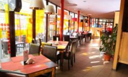 Teatrele, cinematografele, restaurantele, cafenelele şi sălile de jocuri se redeschid de luni în Bucureşti la 30% din capacitate