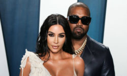 Kim Kardashian divorţează de Kanye West