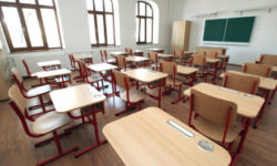 Consiliul Naţional al Elevilor dezaprobă ideea de a merge la şcoală în scenariul roşu cei din clasele terminale