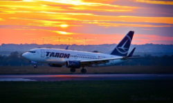 Ministrul Transporturilor: Compania TAROM ar putea reveni pe profit în 2024-2025