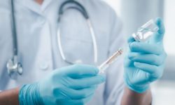 Polemică în Spania după relatările despre vaccinarea anti-COVID-19 a surorilor regelui în afara protocolului