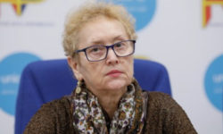 Renate Weber a dat în judecată Parlamentul după ce a fost revocată din funcţia de Avocat al Poporului