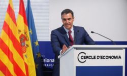 Spania: Masca nu va mai fi obligatorie în exterior începând din 26 iunie