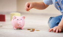 UDMR propune ca alocaţia pentru copii să fie diferenţiată în funcţie de veniturile familiilor