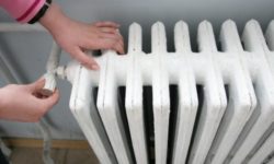 Lege promulgată: Se interzice sistarea furnizării de agent termic primar în perioada sezonului rece