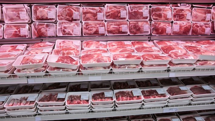 România a importat carne şi organe comestibile de aproape 204 milioane de euro, în primul trimestru al acestui an