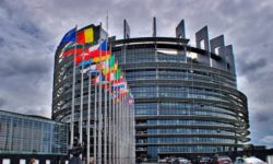 Parlamentul European, favorabil înfiinţării unui organism etic independent împotriva conflictelor de interese în instituţiile UE