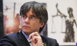 Italia a suspendat cazul extrădării liderului catalan Carles Puigdemont către Spania
