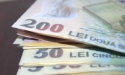 Ministerul Educaţiei: Numărul total estimat al burselor care vor fi acordate în 2022 este de 670.000