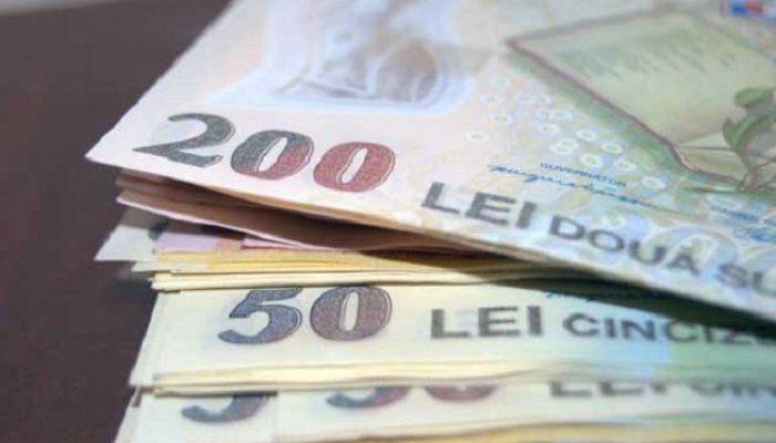 Ministerul Educaţiei: Numărul total estimat al burselor care vor fi acordate în 2022 este de 670.000