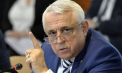 Petre Daea: Din nefericire, se întrezăreşte germenul crizei alimentare