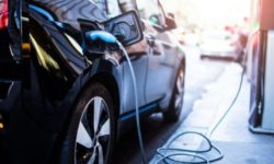 Vicepreşedintele AFM: Estimăm că 12.000 de autovehicule electrice şi hibrid vor primi finanţare în acest an