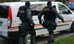 VIDEO Operaţiune amplă a DIICOT şi a Poliţiei Române – 457 de percheziţii şi 367 de mandate de aducere