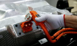 Spania: Catalonia şi Aragon concurează pentru fabrica de baterii a SEAT (subsidiara Volkswagen)