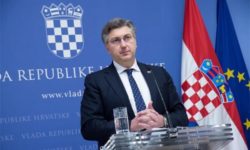 Premierul croat consideră scandaloase şi ruşinoase declaraţiile preşedintelui care a acuzat SUA şi UE pentru criza ruso-ucraineană