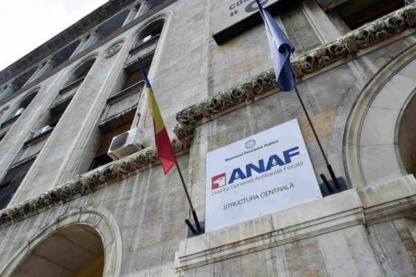 ANAF: Telefoane mobile în valoare de aproape 43 milioane de lei, vândute online, fără fiscalizarea veniturilor