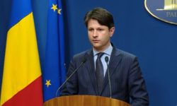 Fost ministru în Guvernul Cioloş, condamnat la plata unei amenzi penale pentru fals în declaraţii şi înscrisuri