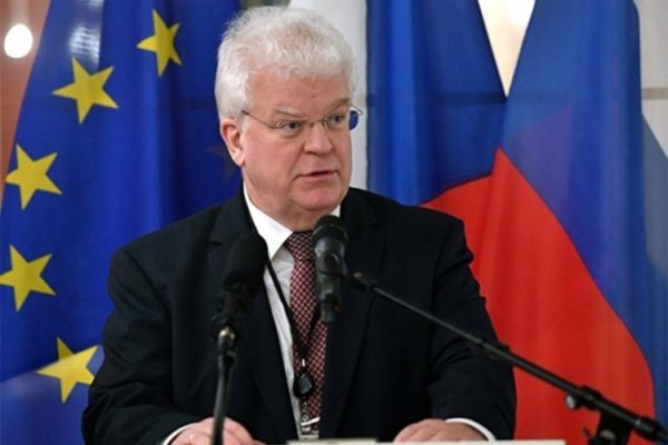 Nu va avea loc un atac asupra Ucrainei miercuri, asigură ambasadorul rus pe lângă UE