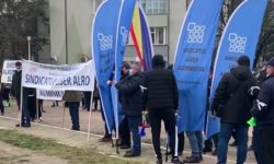 Olt: Sindicaliştii de la Alro Slatina vor continua protestele; se închide o a treia hală de producţie