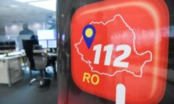 STS: Palatul Cotroceni, Guvernul şi Parlamentul – iluminate în roşu de Ziua Europeană 112