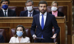 Spania: Liderul Partidului Popular, pe cale să demisioneze pe fondul unui scandal legat de un contract de achiziţie de măşti anticoronavirus