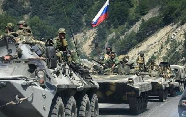Ucraina nu consideră iminentă o invazie a trupelor ruse mobilizate la graniţe