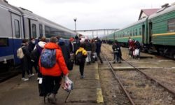 CFR Călători: Acord MAV privind călătoria gratuită a refugiaţilor din România în Ungaria