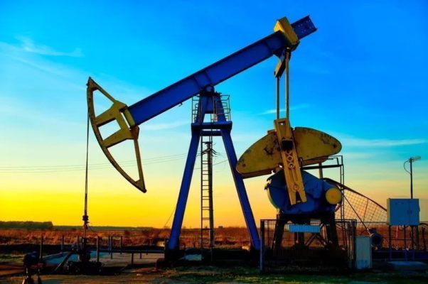 Producţia de ţiţei a României a scăzut cu 4,6% în primele două luni din 2022