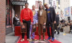 Trupa Red Hot Chili Peppers a primit o stea pe Hollywood Walk of Fame