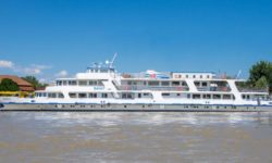 Tulcea: A început sezonul navelor de croazieră fluvială
